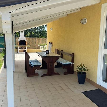 Holiday Home Rosa Gedići エクステリア 写真